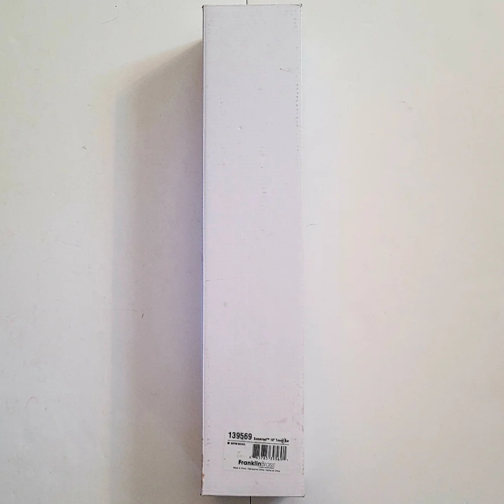 18" Towel Rack - Picture 5 of 5